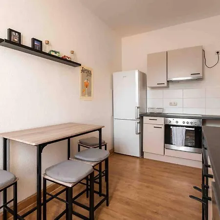 Bali Style Mit High Speed Wlan Und Gratis Parkplatz Apartment