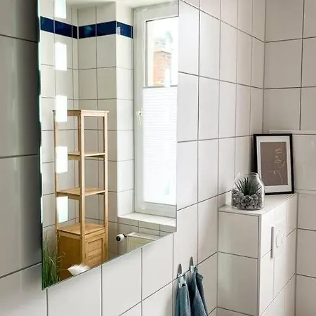 Bali Style Mit High Speed Wlan Und Gratis Parkplatz * Gera