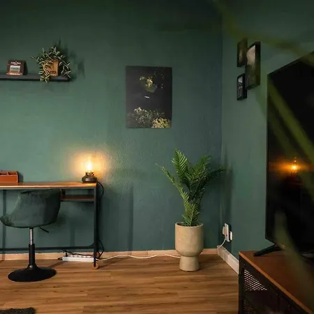 Bali Style Mit High Speed Wlan Und Gratis Parkplatz Gera