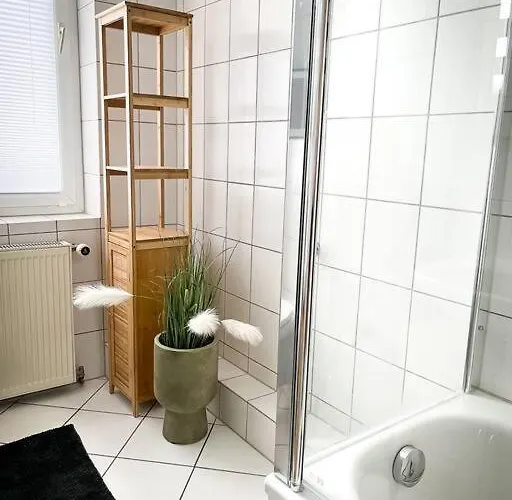 Bali Style Mit High Speed Wlan Und Gratis Parkplatz アパート